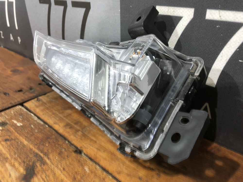 ДХО левый LED Suzuki Vitara 2 14-нв Б/У Оригинал 3658454P00000