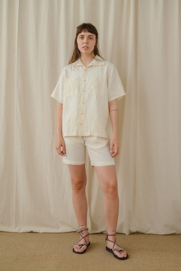 Рубашка с Вышитым Шелковым Узором желтая - фото 3