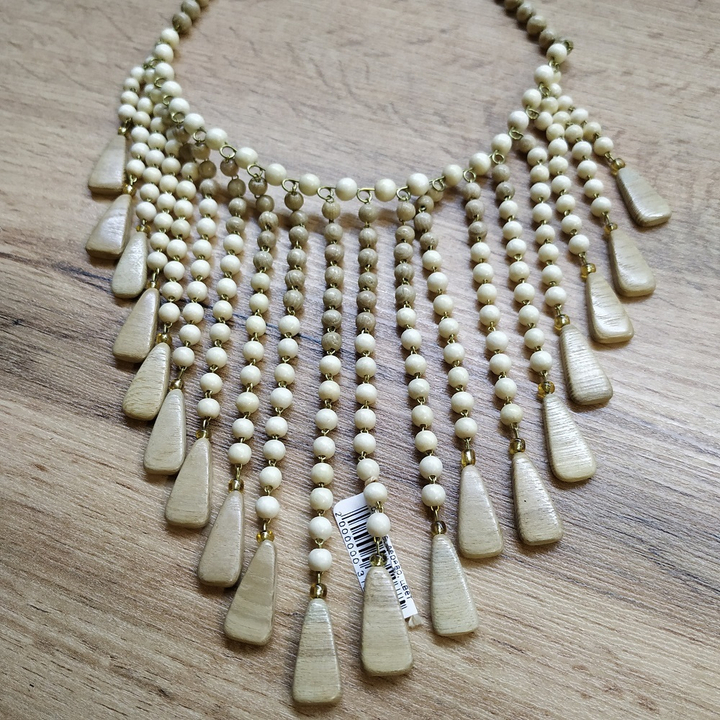 Колье Римлянка, 19 подвесов, дерево, цвет светло-кор., молочный, 47 см
