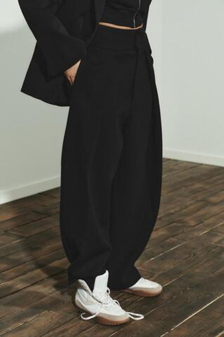 ZARA БРЮКИ BALLOON С ЗАЩИПАМИ, ЧЕРНЫЙ