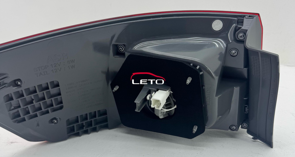 Фонарь крыла правый 81550-05270 8155005270