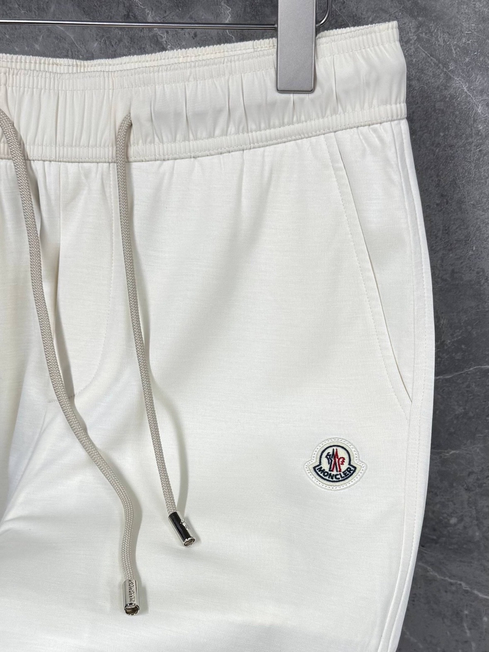 Спортивные штаны Moncler