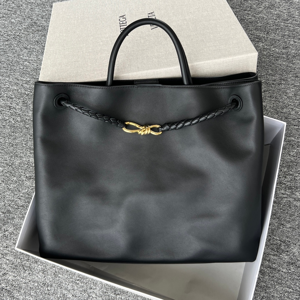 Bottega Veneta Large Andiamo 42 cm