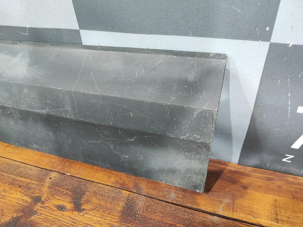 Накладка двери передней левой Skoda Karoq 17-нв Б/У Оригинал 57A854939