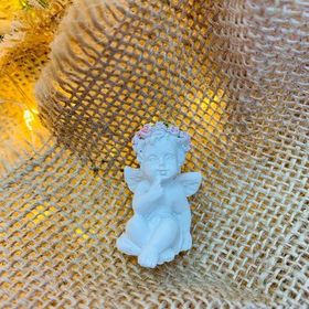Статуэтка декоративная фигурка Ангел в венке из роз / сувенир, декор для дома 2.9 см