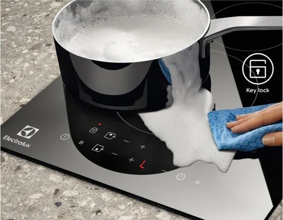 Варочная панель Electrolux LIT 30230 C