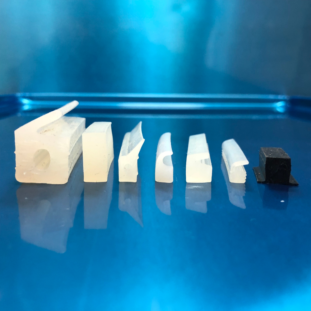 Уплотнитель силиконовый на двухкамерный вакуумный упаковщик DZ (17х24мм)