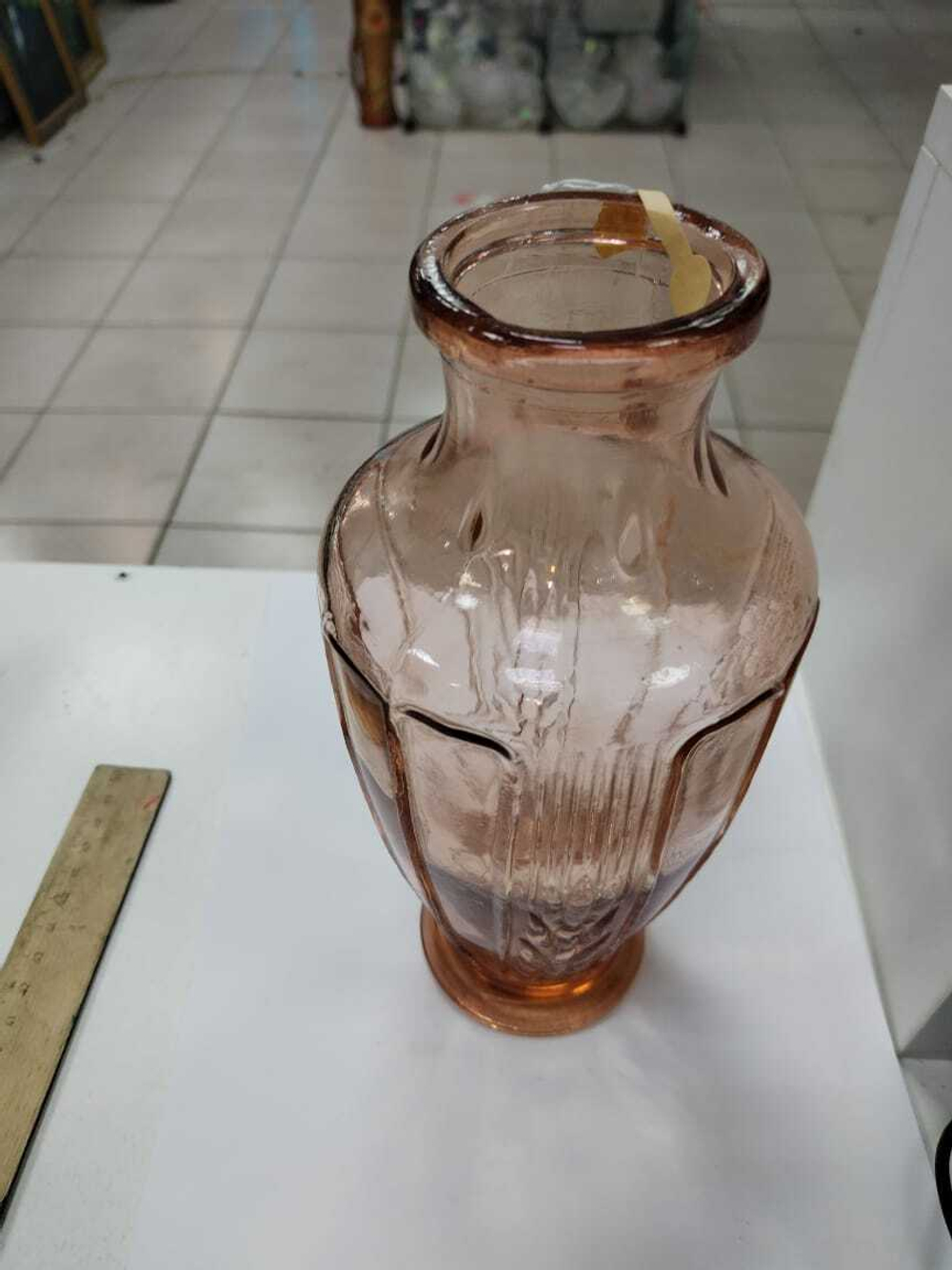 Ваза из марганцевого стекла. серия "Агитация" 1950-е г. с декором колоски.