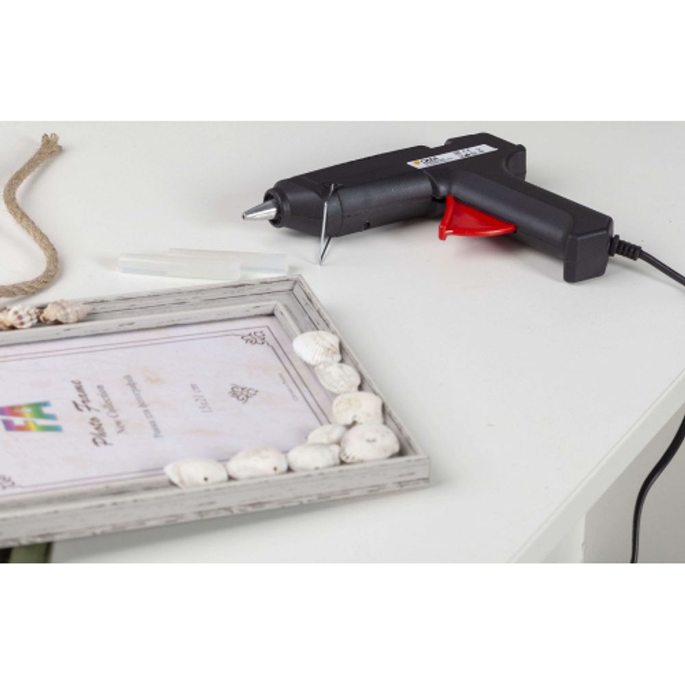 Термопистолет клеевой СИЛА SGG60-01 60Bт под стержень 11мм в комплекте 11мм х 7cм 2 шт