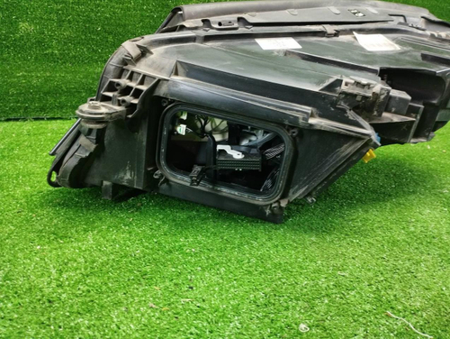 Фара правая Mercedes S W222 (2013-2017) LED