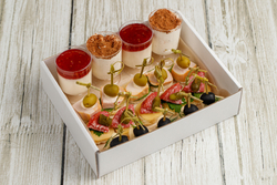 Мини-бокс с десертами 385гр.