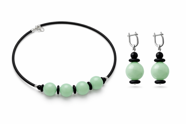 Комплект украшений из муранского стекла