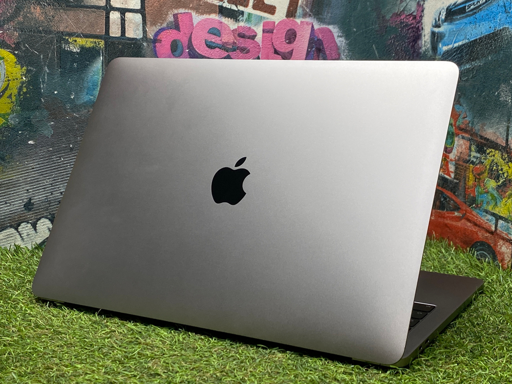MacBook Pro 13 2018 A1989 Thunderbolt 3 i5/8GB/Retina