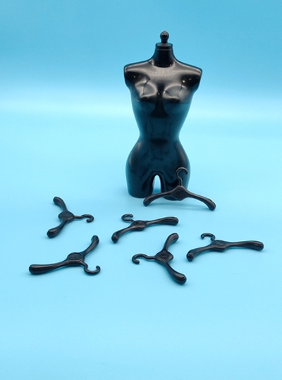 Аксессуар для куклы Барби винтаж - лот вешалок 003030