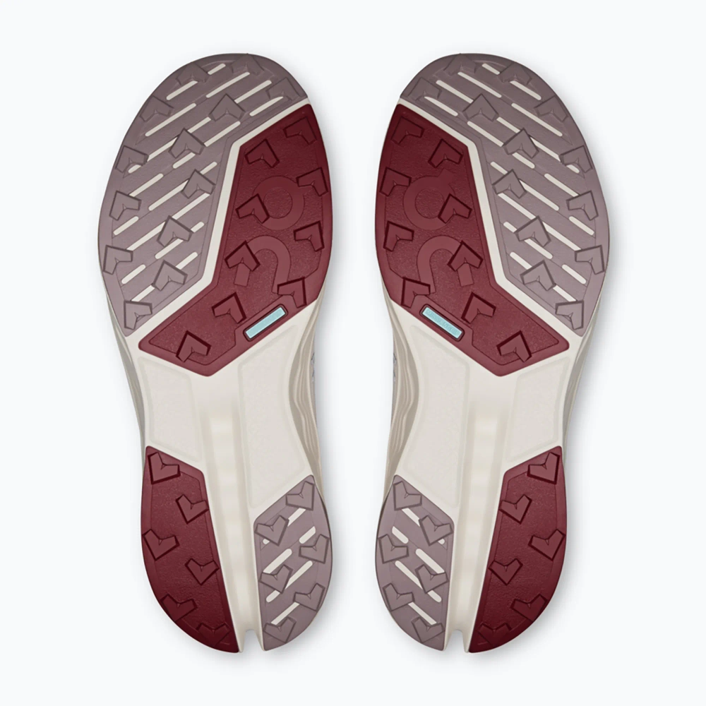 Женские Кроссовки бега On Running Cloudsurfer Trail 2 lily/gardenia