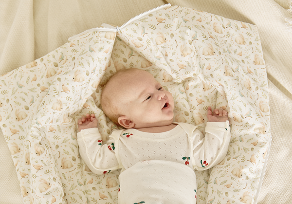 Какой конверт выбрать на выписку из роддома?