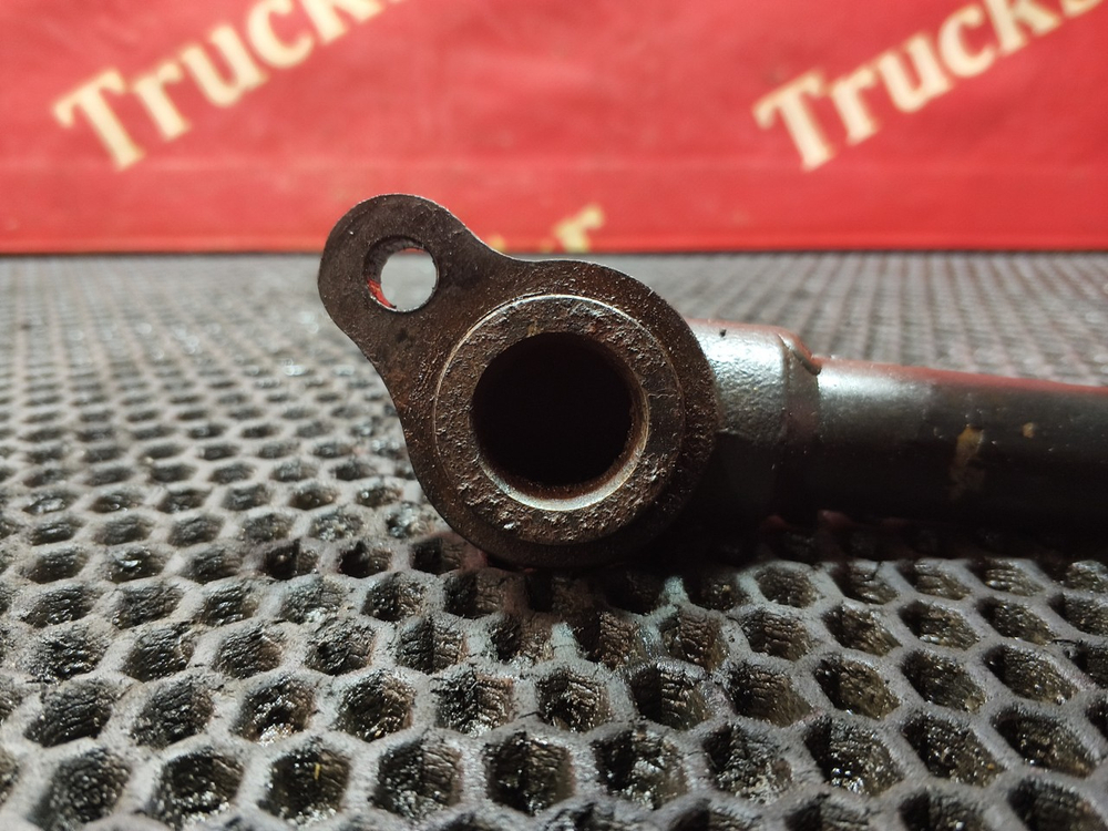 Трубка системы охлаждения 2020 год.