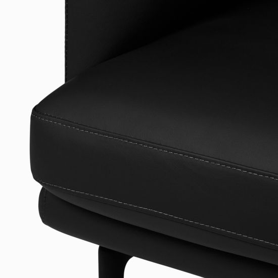 Кресло Bisq кожаное цвет черный