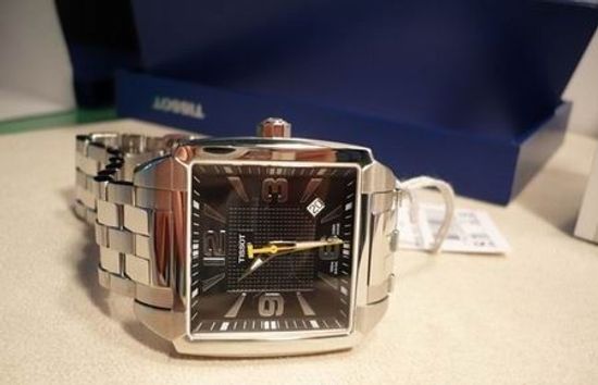 Наручные часы Tissot T005.510.11.057.00