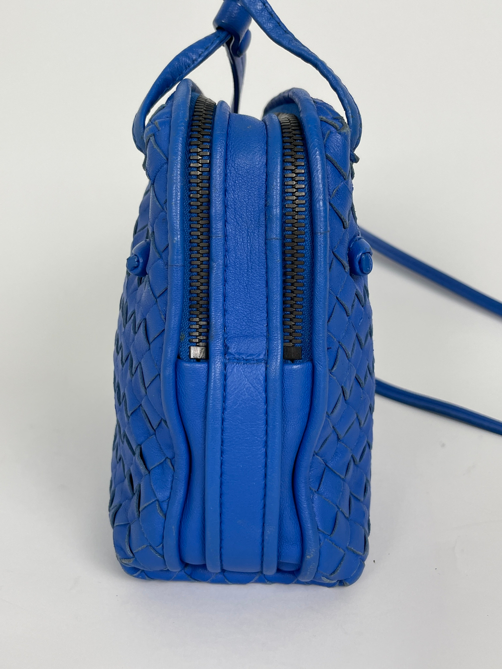 Сумка Bottega Veneta MEDIUM LOOP CAMERA BAG