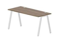 стол Arena 1580х680х750мм (2 громмета)