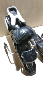 Горнолыжные крепления Atomic  WARDEN 11 MNC