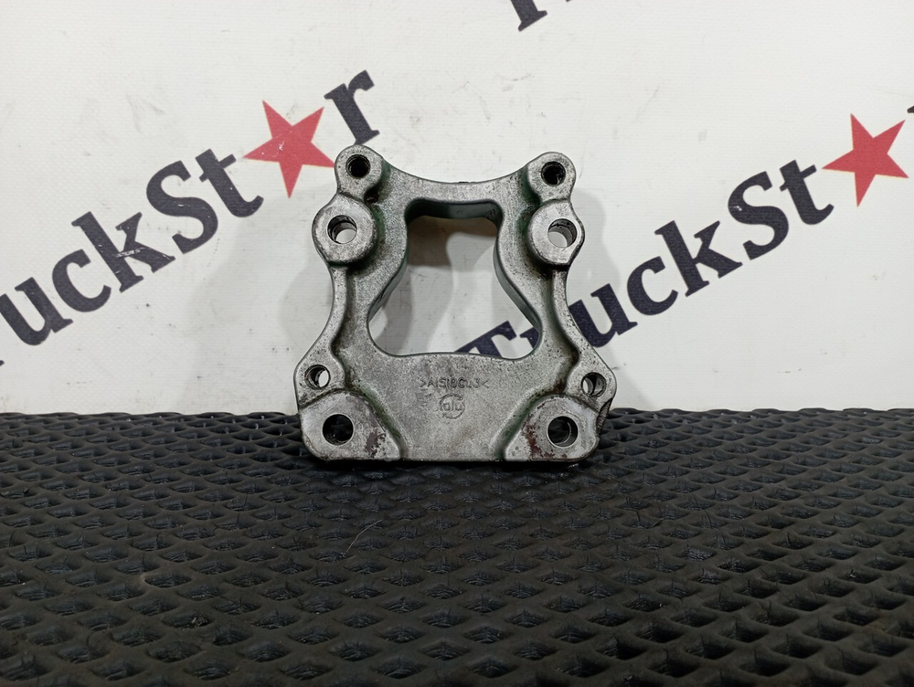 Кронштейн вискомуфты