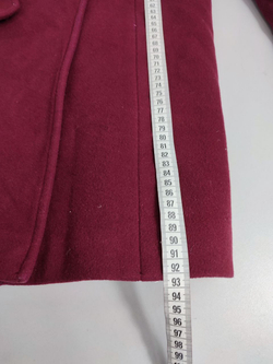 Пальто ягодного цвета 42 размер