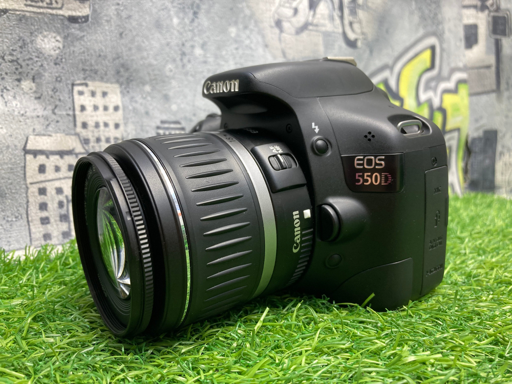 Canon 550D Kit 18-55mm ll 7500 кадров