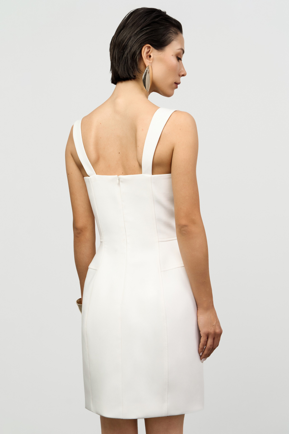 Платье мини с чашечками