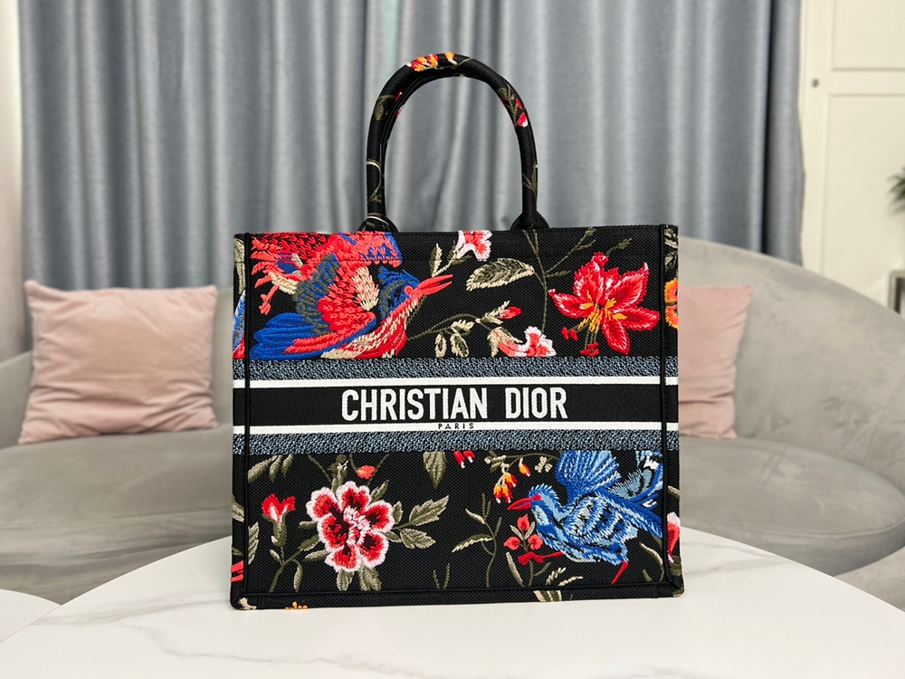 Christian Dior Book Tote 42 cm