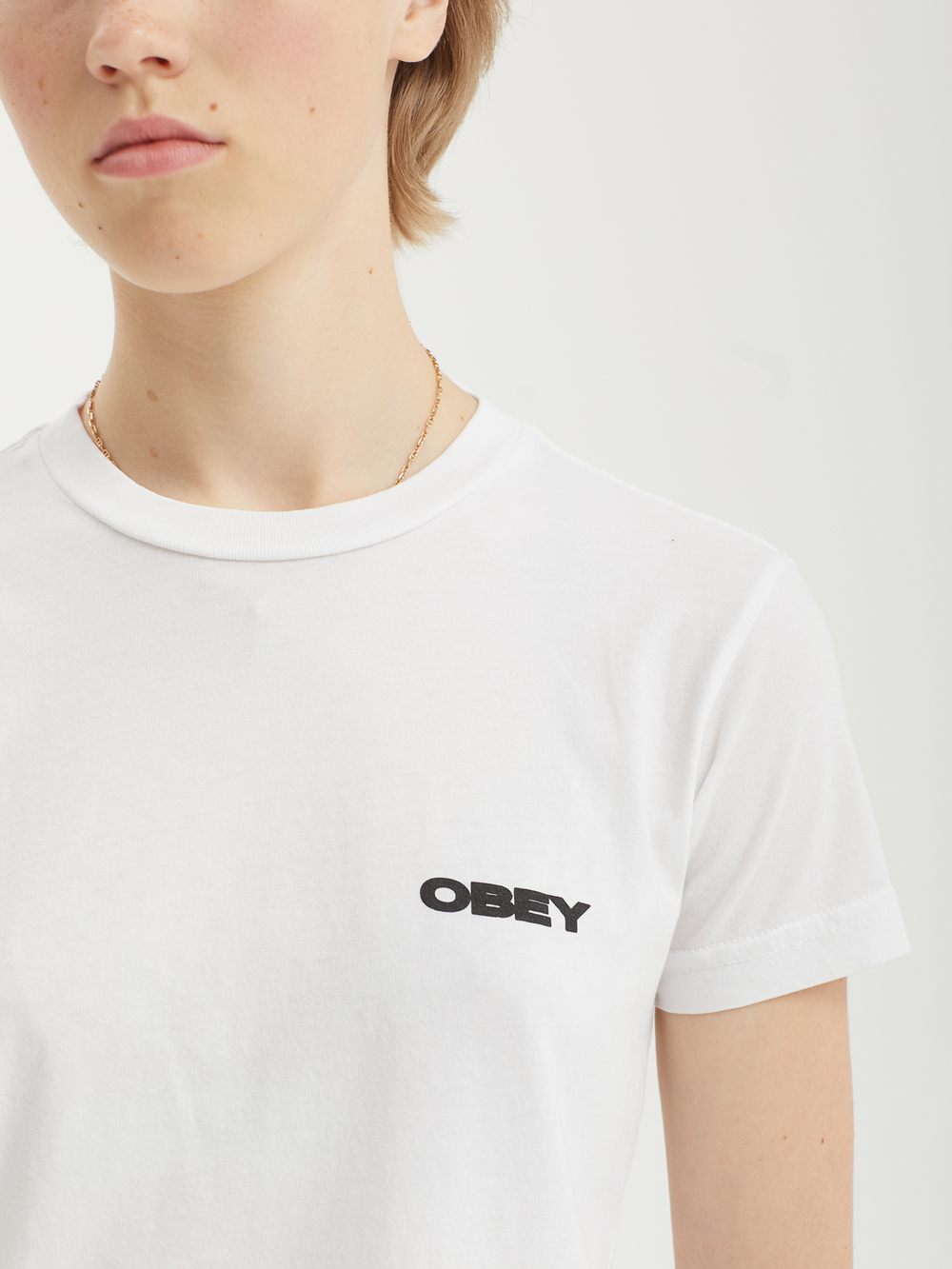 Женская Футболка Obey Cities