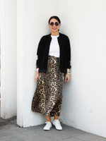 Бомбер в черном блеске