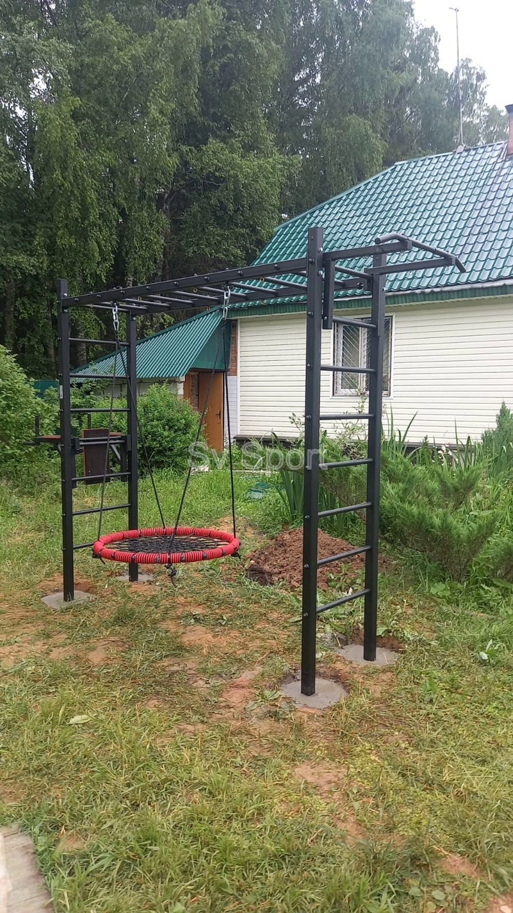 Монтаж уличной шведской стенки Sv Sport Рукоход (4 вертикальных столба)