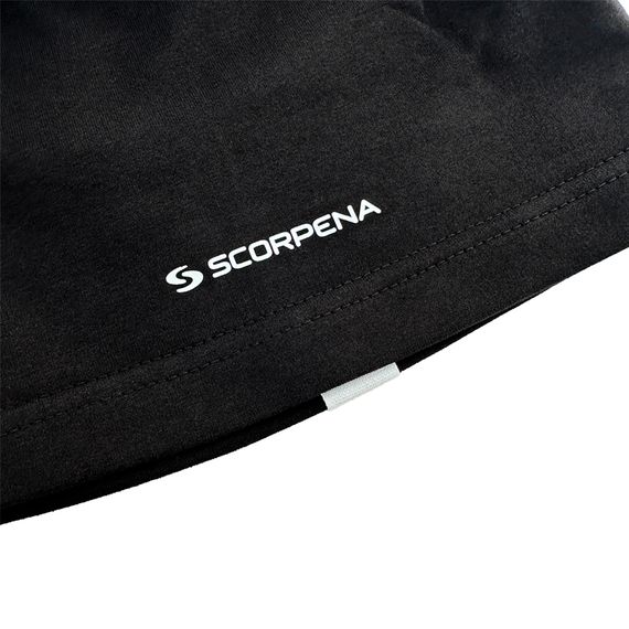 Шапка спортивная тонкая Scorpena Collection черная