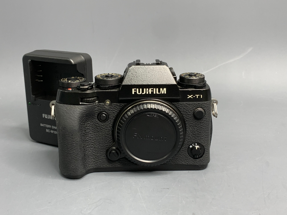 FujiFilm X-T1 850 кадров