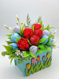 Букет из мыла "Море тюльпанов, бирюзовый бокс"