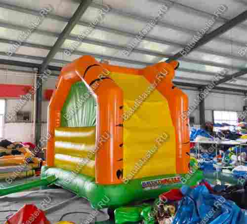 Детский надувной батут "Тигр на прогулке" с крышей