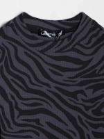 Черный костюм для девочки осенний