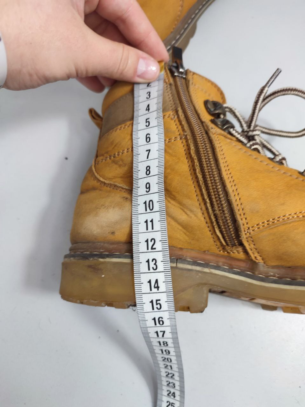 Ботинки Kari кожаные 39 размер