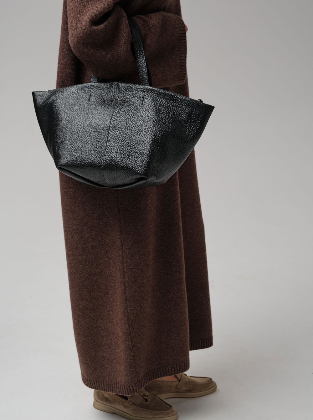 Кожаная сумка Azaro 31355 черный