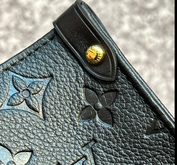 Сумка Louis Vuitton Onthego черный