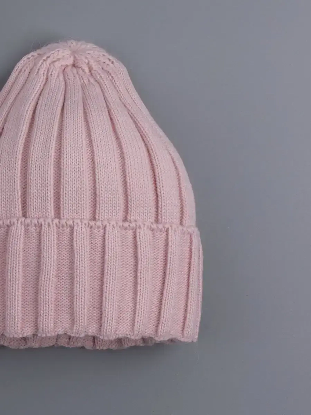 Шапка вязаная демисезонная детская