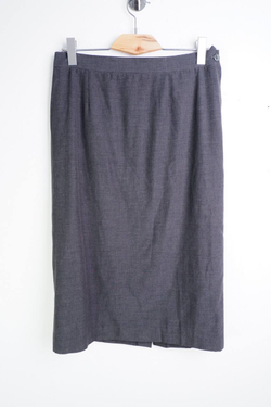 Юбка прямого кроя, визуально на 46/48 размер