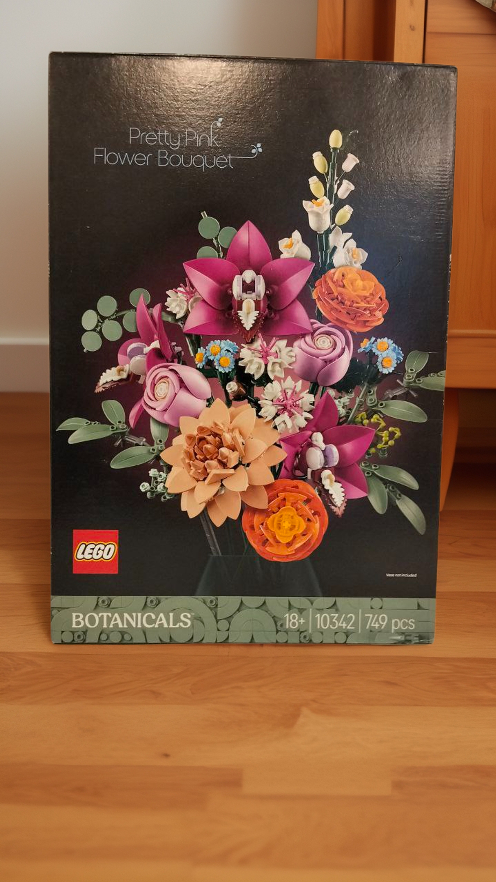 LEGO Коллекционные наборы 10342 Красивый розовый букет цветов — интерьерный декор