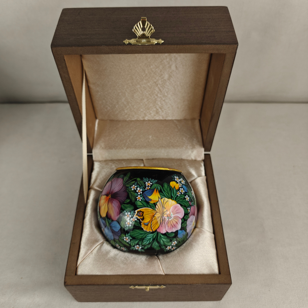 Вазочка с ручной росписью Палех "Анютины глазки"