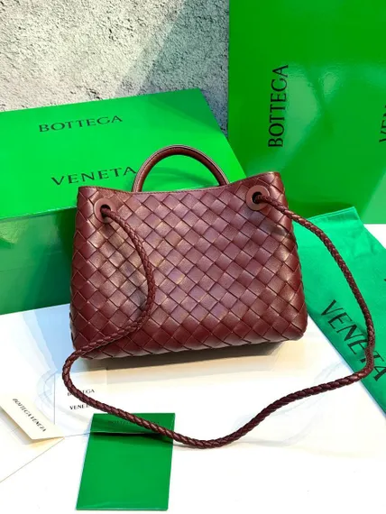 Сумка Bottega Veneta Andiamo бароло