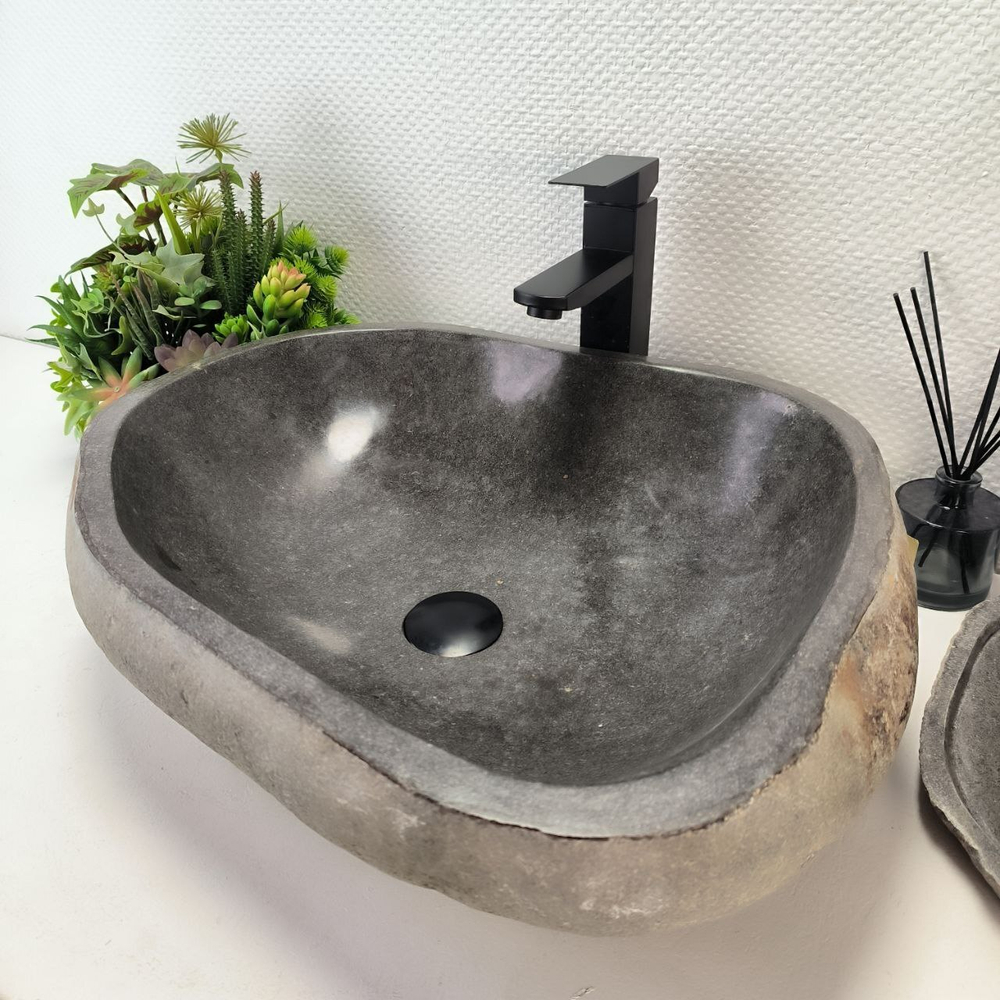 Раковина из речного камня RS-63445 (55*45*15) 0123
