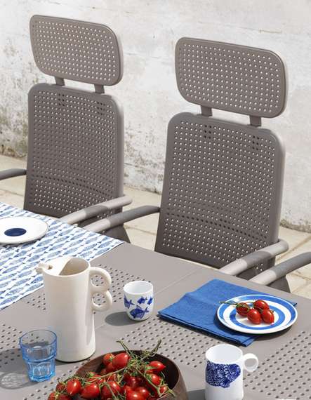 Стул пластиковый складной Acquamarina, тортора