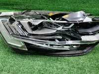 Битая Фара правая Audi A8 4 D5 (2017-2022) Laser